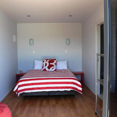 Poppy Apartment Coromandel Екстериор снимка